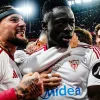 Nervión saca su orgullo y agrava la crisis del Athletic