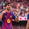 El Espanyol engalana Canaletes para el Barça