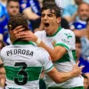 El Elche derriba al Real Oviedo y se desmarca del pelotón