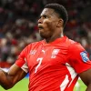 Suiza sigue afilando su navaja