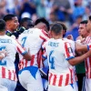 Francia penetra en la brecha paraguaya