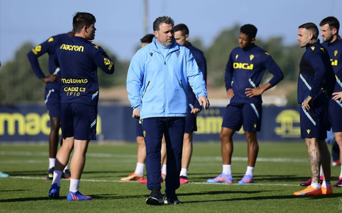 Negredo y San Emeterio, al margen en la vuelta al trabajo del equipo ...