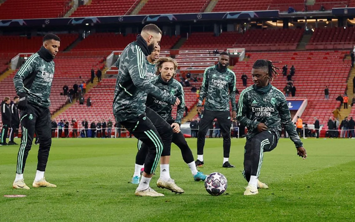 El Real Madrid se ejercita en Anfield con los 23 desplazados a ...