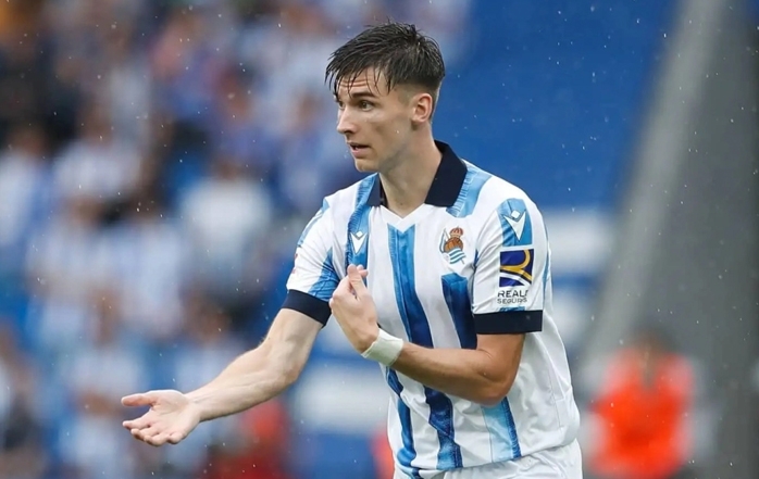 Kieran Tierney Denies Real Sociedad Loan Cancellation Rumors, Confirms Stay with Arsenal