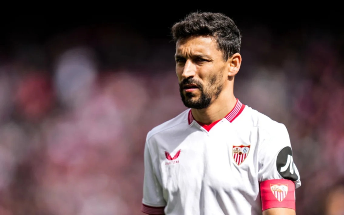 Parte médico oficial de Jesús Navas y tranquilidad con Badé - FútbolFantasy
