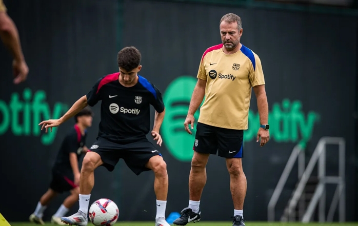 Fort, Gavi, Balde, De Jong y Julián Araujo siguen al margen del grupo ...