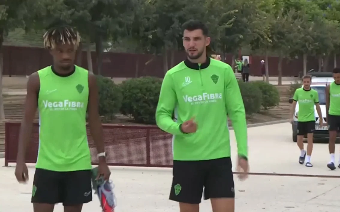 El Elche retoma el trabajo sin Fort, Pedrosa y pendiente de las pruebas ...