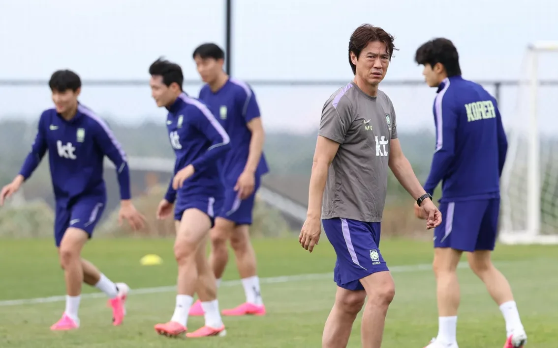 Corea del Sur inicia la concentración pendiente de los lesionados Hwang ...