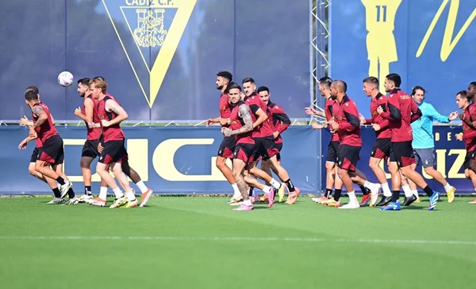 Iza, Alejo y Juanmi vuelven al grupo, Machís no entrena y Ousou sigue al margen