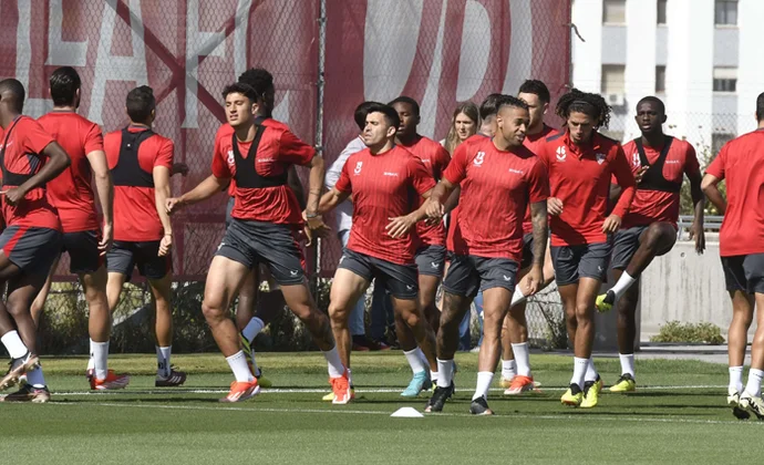 Ramos vuelve al grupo y Pedrosa repite con normalidad