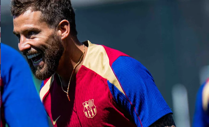 Gavi, Balde y De Jong, únicas bajas a dos días del partido