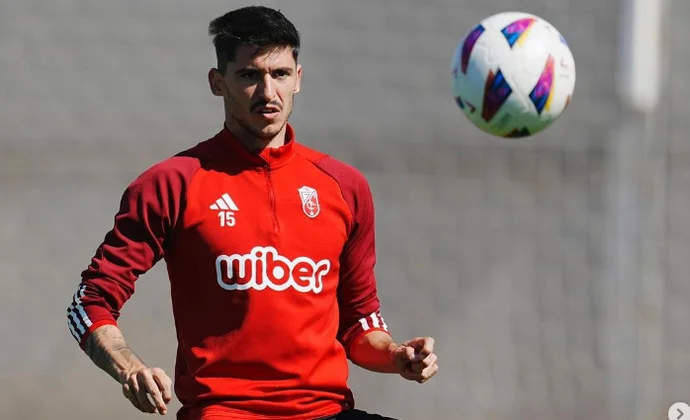 El Granada vuelve al trabajo pendiente de las pruebas a Jozwiak