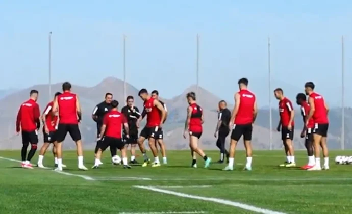 El Granada completa otra sesión sin Puertas ni Jozwiak