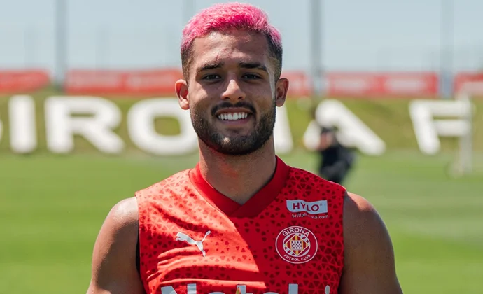 Yan Couto será baja finalmente por enfermedad