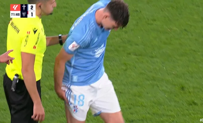 Carles Pérez, Strand Larsen y Swedberg pidieron el cambio por problemas físicos menores