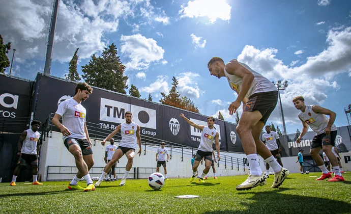 Hugo Duro no entrena por molestias y Fran Pérez no volverá esta temporada