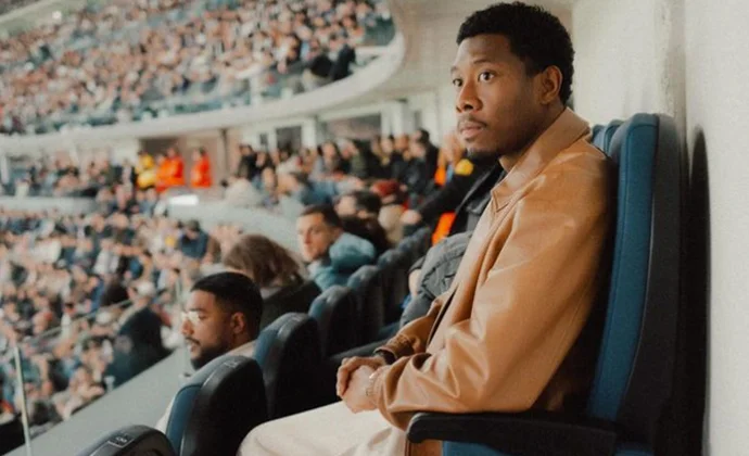 Alaba se somete a una artroscopia para limpiar su rodilla y tratar de llegar a la Eurocopa