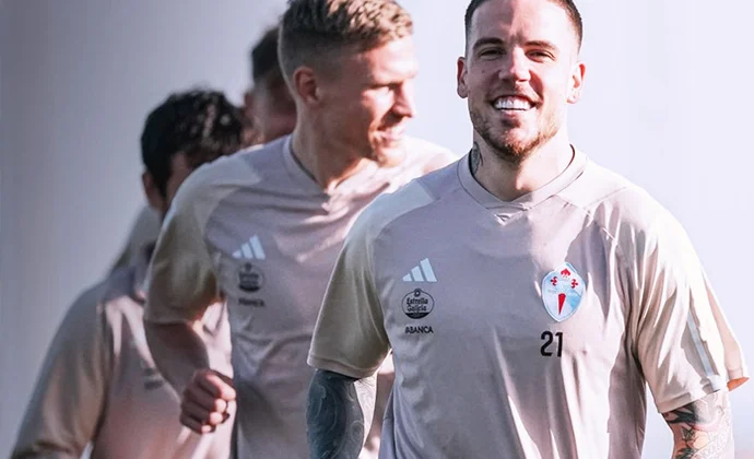 Ristic hace parte de la sesión con el grupo. Strand Larsen, Carles y Swedberg reciben tratamiento