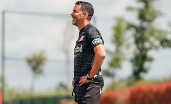 Miguel completa la sesión, Yan Couto sigue ausente y Stuani se recupera