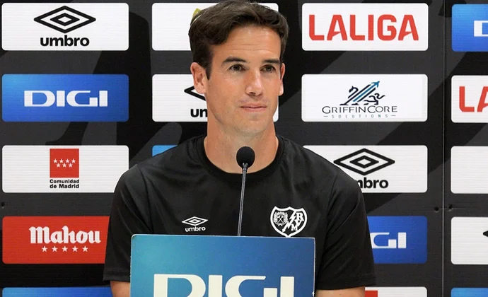 Íñigo Pérez explica cómo llega el equipo y habla de Mumin, Trejo y el Barcelona