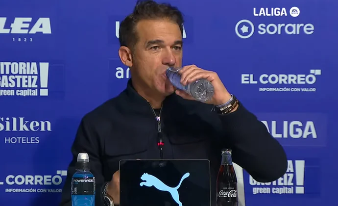 Luis García reconoce que el partido fue feo y explica cómo cubrirá las bajas por sanción
