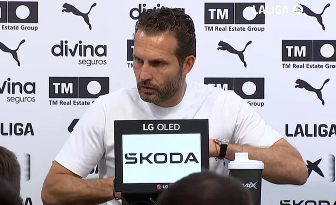 Baraja analiza la derrota y explica la recaída de Gayà