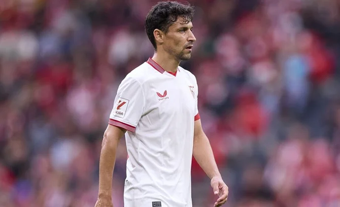 Las primeras pruebas a Jesús Navas descartan una rotura