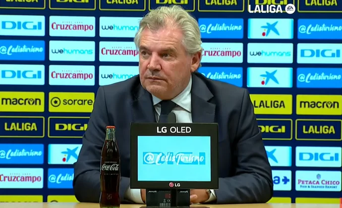 Vizcaíno sustituye a Pellegrino en la rueda de prensa y señala el nivel de algunos jugadores