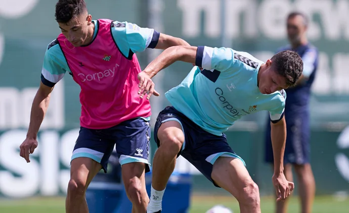 Abner y Fornals no entrenaron hoy y fueron nueve las bajas