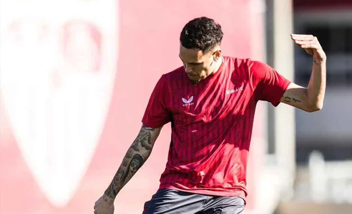 Ocampos vuelve al grupo, pero Acuña sigue al margen