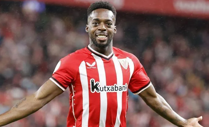 Iñaki Wlliams ha sido intervenido para retirar un cristal que tenía en el pie desde hace dos años