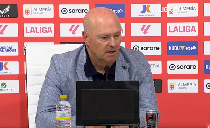 Pepe Mel celebra el triunfo y su etapa en Almería y habla de Peña y Paco Sanz