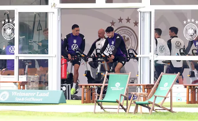 Sané y Musiala incian la concentración arrastrando problemas físicos