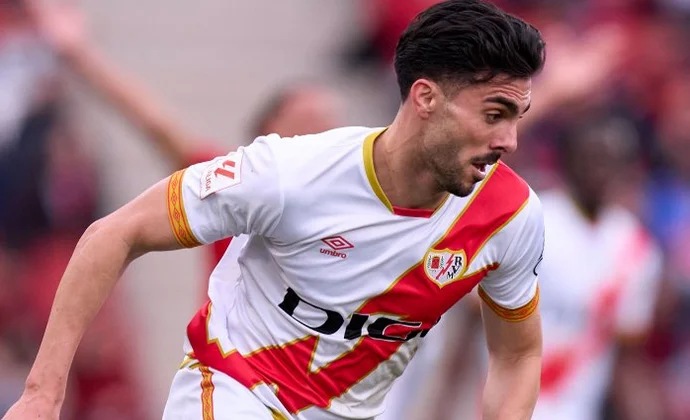 Kike Pérez se despide del Rayo y regresa al Real Valladolid