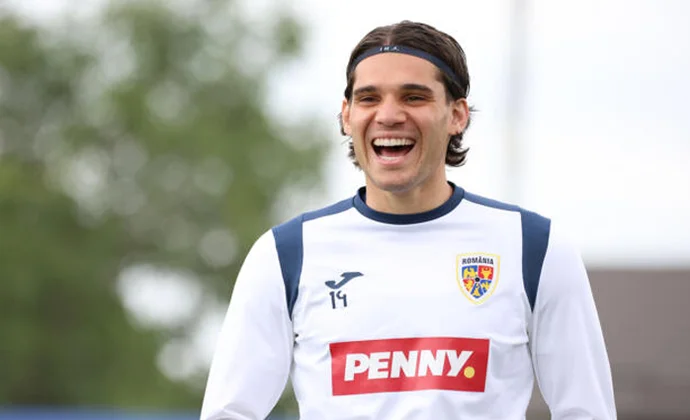Rumanía inicia sus preparativos con dos jugadores al margen