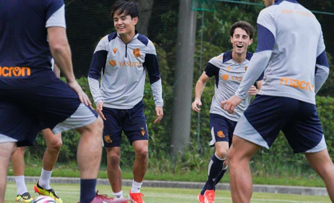 La Real Sociedad se ejercita en Tokyo sin los lesionados, André Silva ni los internacionales