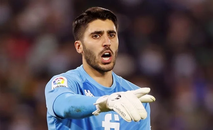 Rui Silva reconoce que quiere dejar el Betis y volver a su país