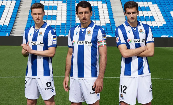 La Real Sociedad presenta su primera equipación para la temporada 24/25