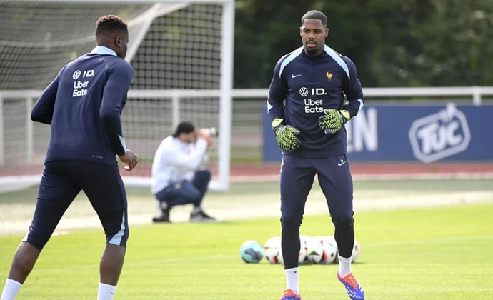 Coman y Maignan completan otra sesión y faltan cinco futbolistas