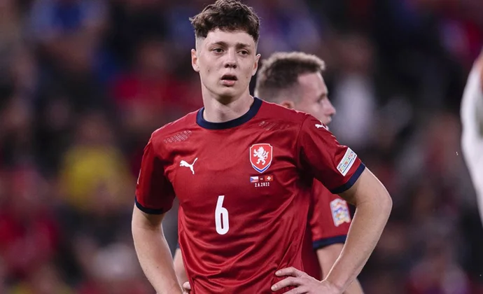 El Girona avanza negociaciones por Ladislav Krejci