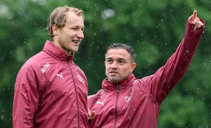 Shaqiri ya entrena con normalidad. Yakin recupera más efectivos, mientras Embolo y Zakaria siguen al margen