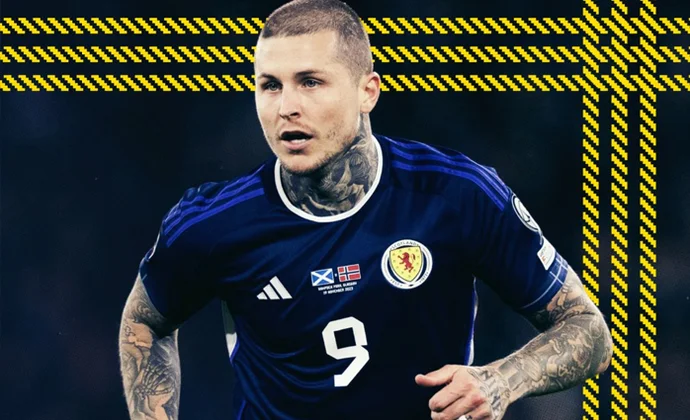 Lyndon Dykes se pierde la Eurocopa