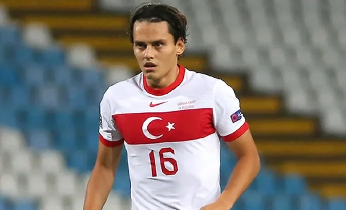 Enes Ünal se fractura el dedo del pie y se pierde la Eurocopa