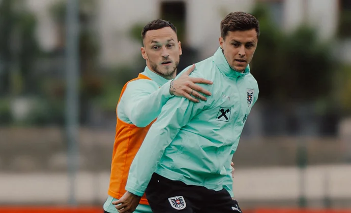 Schmid, Trauner y Sabitzer, bajas en el entrenamiento del domingo