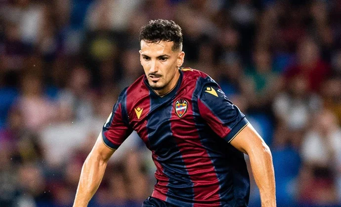 Las Palmas negocia el fichaje de Álex Muñoz