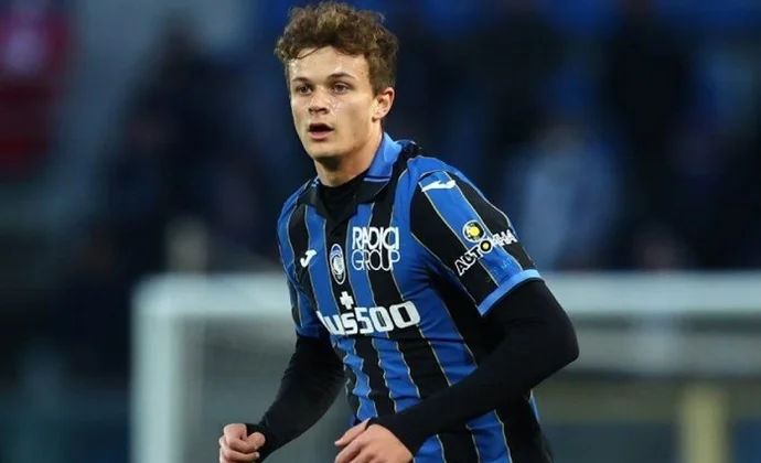 Scalvini se rompe el cruzado y se despide de la Eurocopa