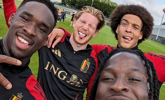 Bélgica se ejercita sin los tres lesionados y De Ketelaere llega a la concentración