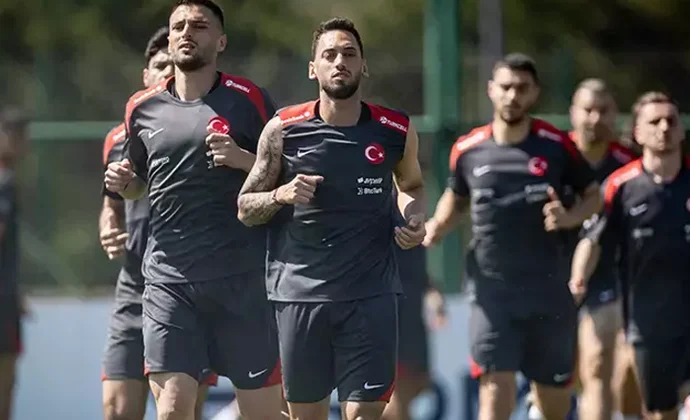 Kadioglu se pierde la sesión previa al amistoso contra Italia