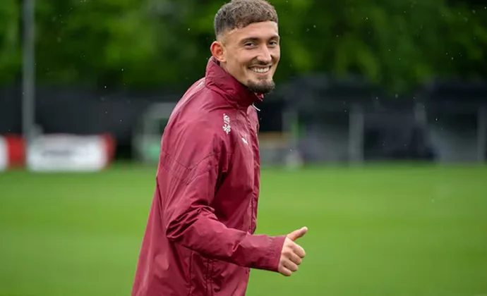 Zeqiri se incorpora al grupo. Zakaria y Embolo siguen al margen