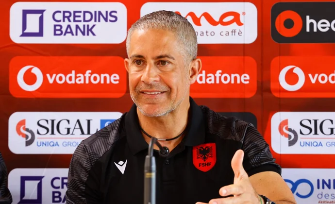 Sylvinho habla de Asani y Abrashi antes del amistoso contra Azerbaiyán